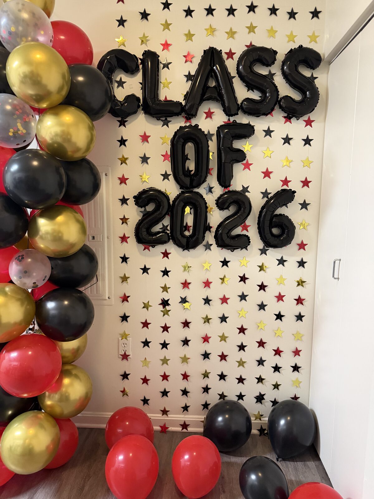 UMD graduation celebration decor